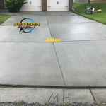 Load image into Gallery viewer, Driveway Cleaning
